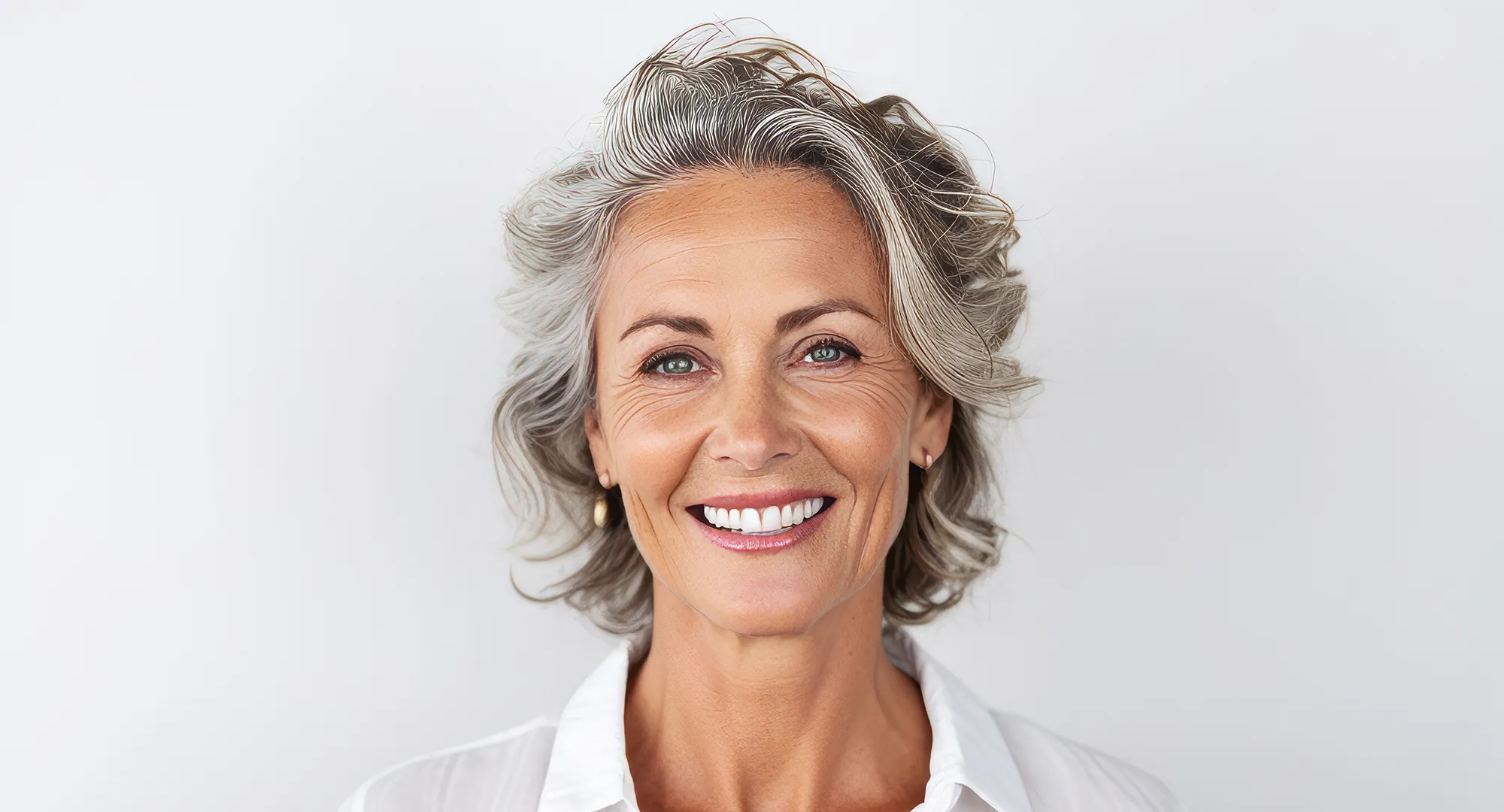 Femme ayant eu recours à la chirurgie esthétique.